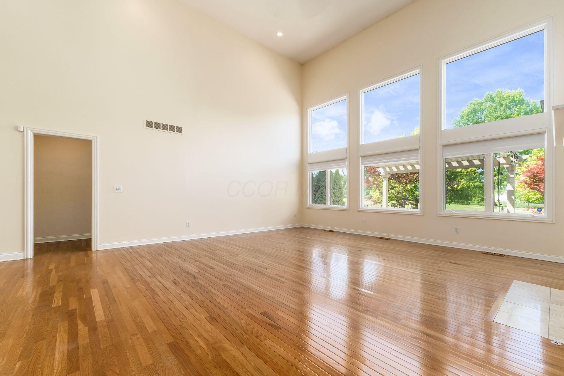 4607 Pine Tree Court