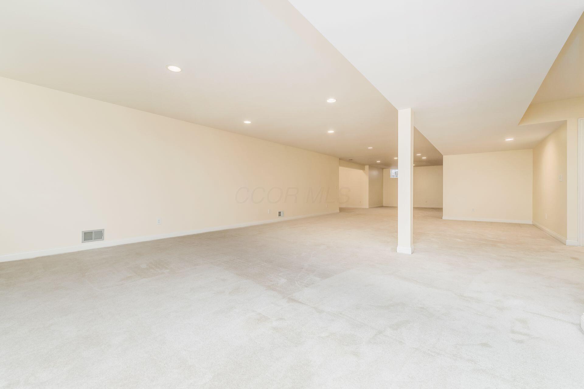 4607 Pine Tree Court