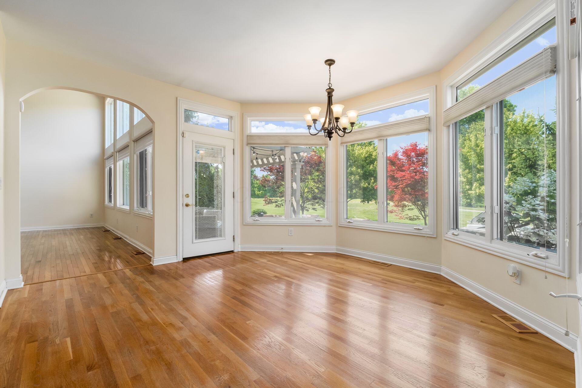 4607 Pine Tree Court