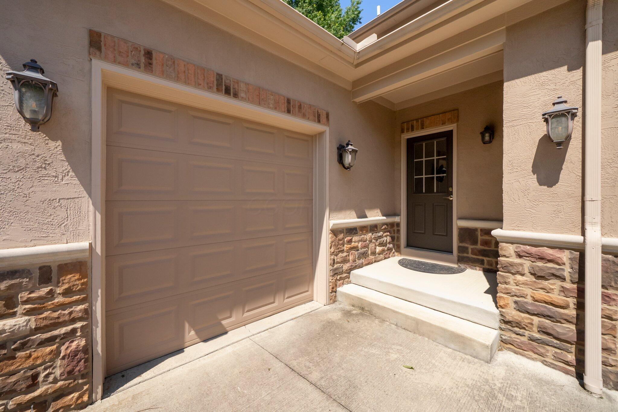 6820 Mahogany Drive