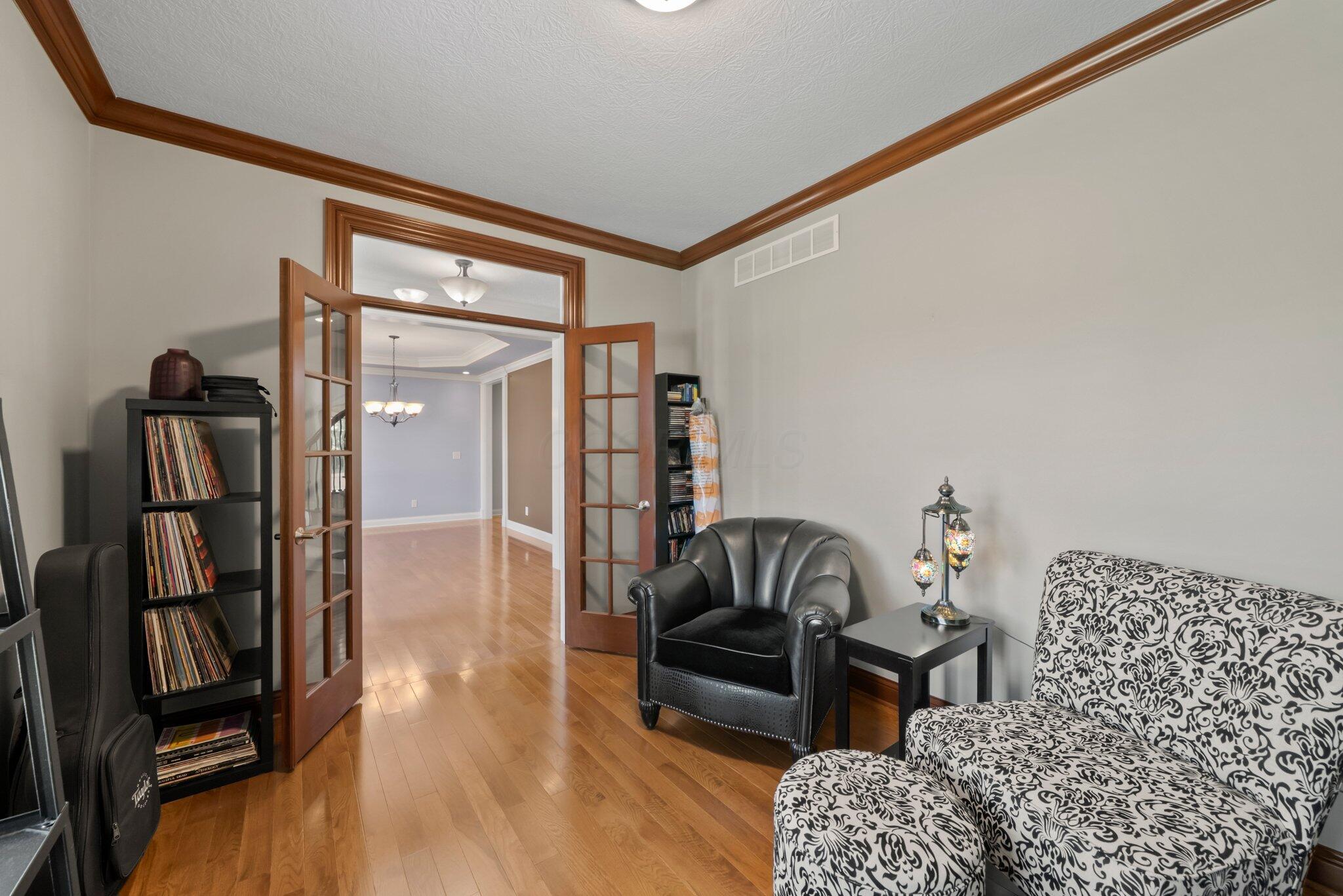 6820 Mahogany Drive