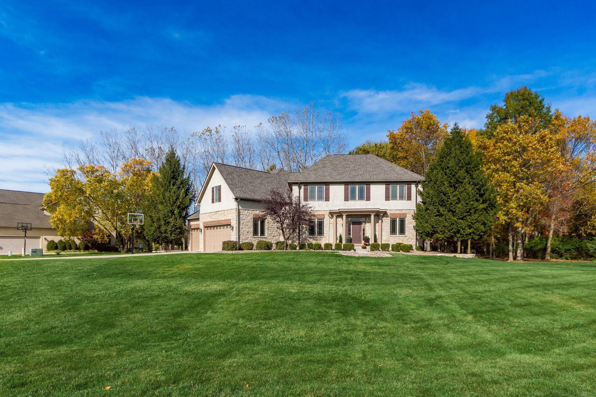 2540 Silverleaf Drive