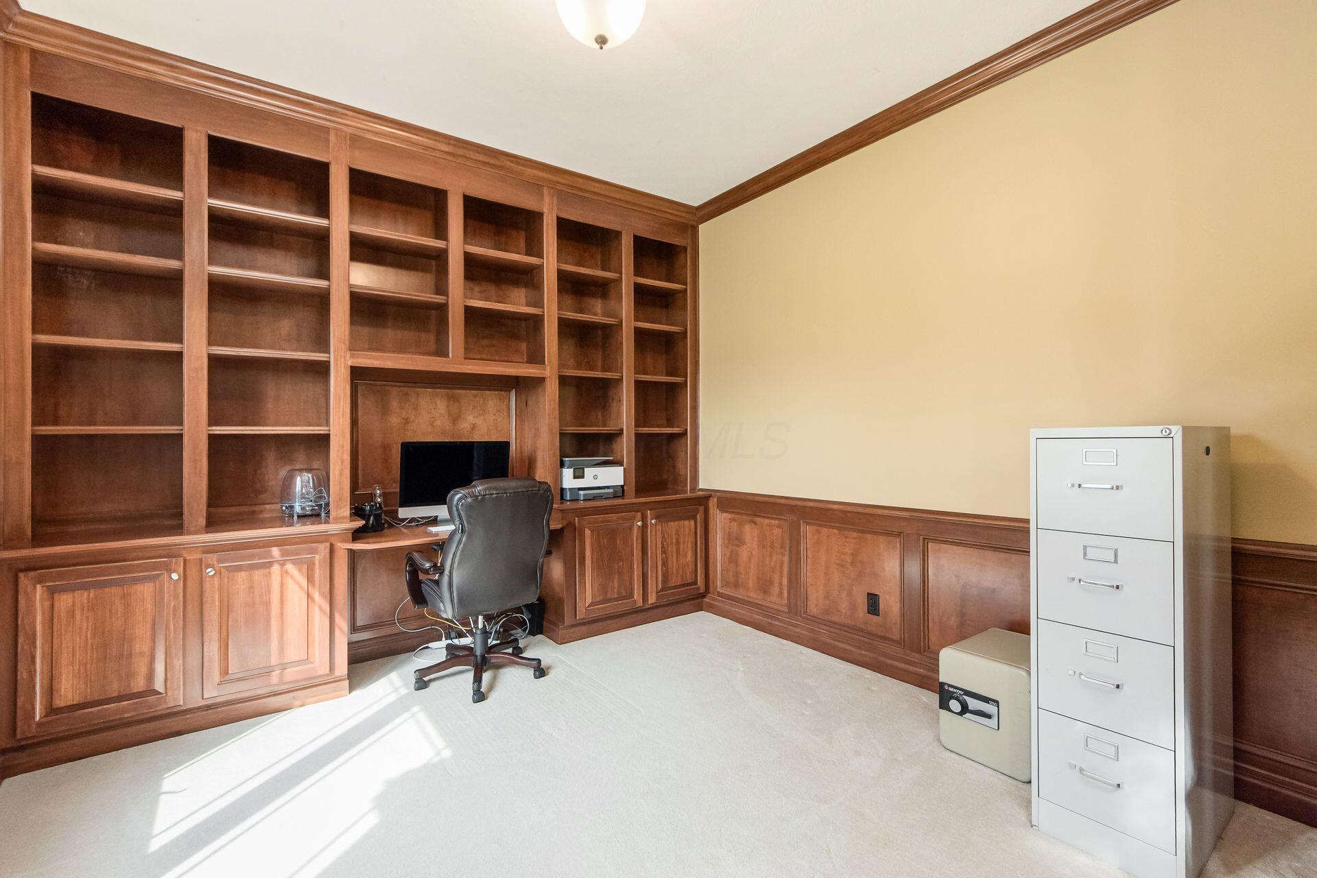 2540 Silverleaf Drive