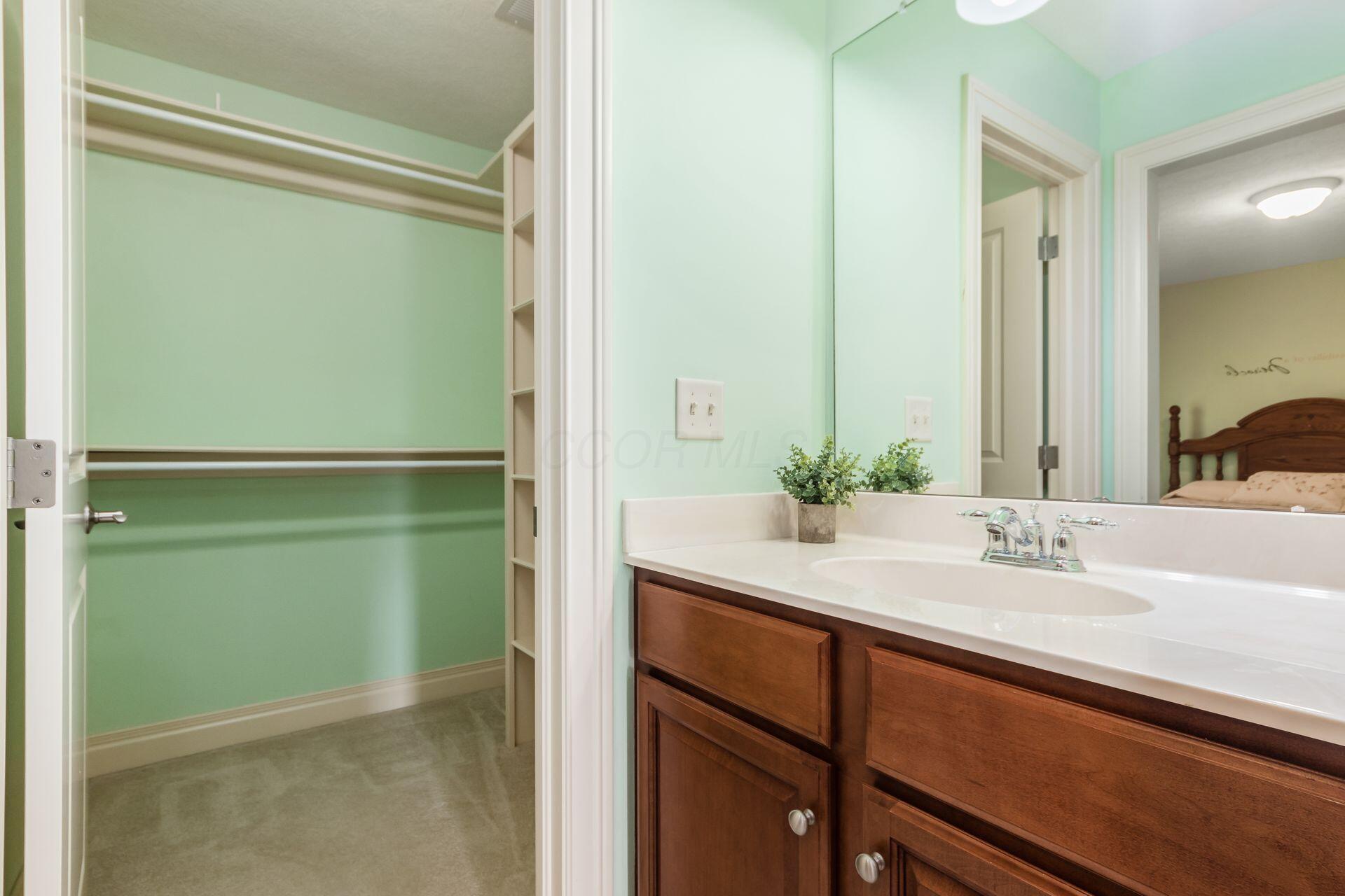 2540 Silverleaf Drive