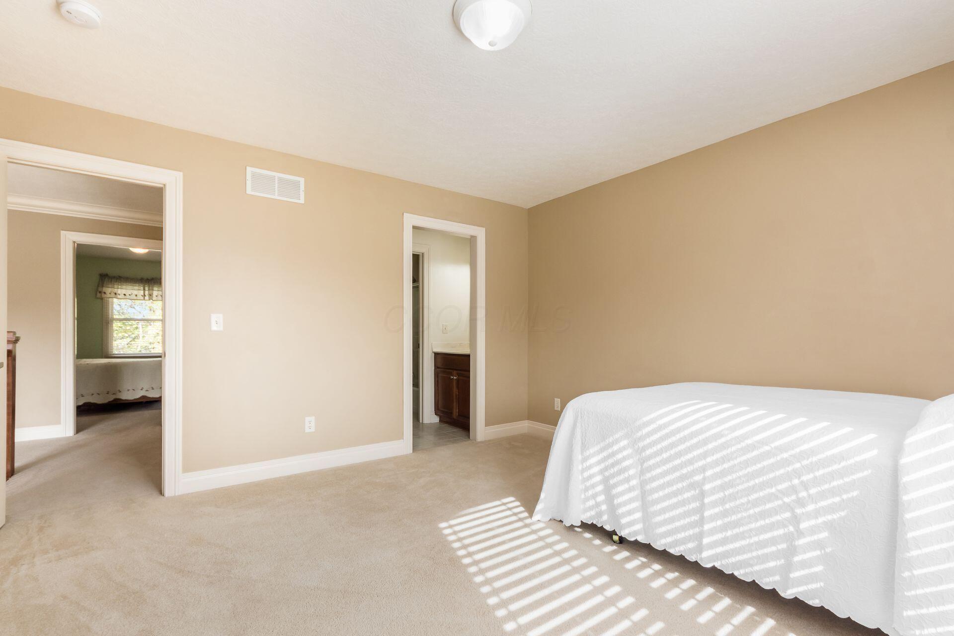 2540 Silverleaf Drive