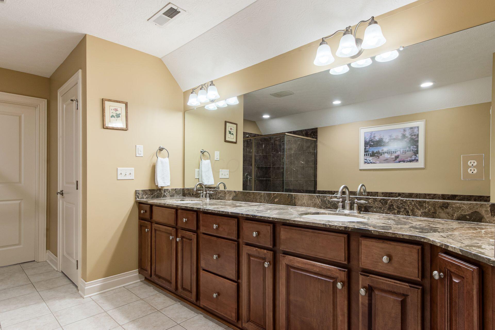 2540 Silverleaf Drive