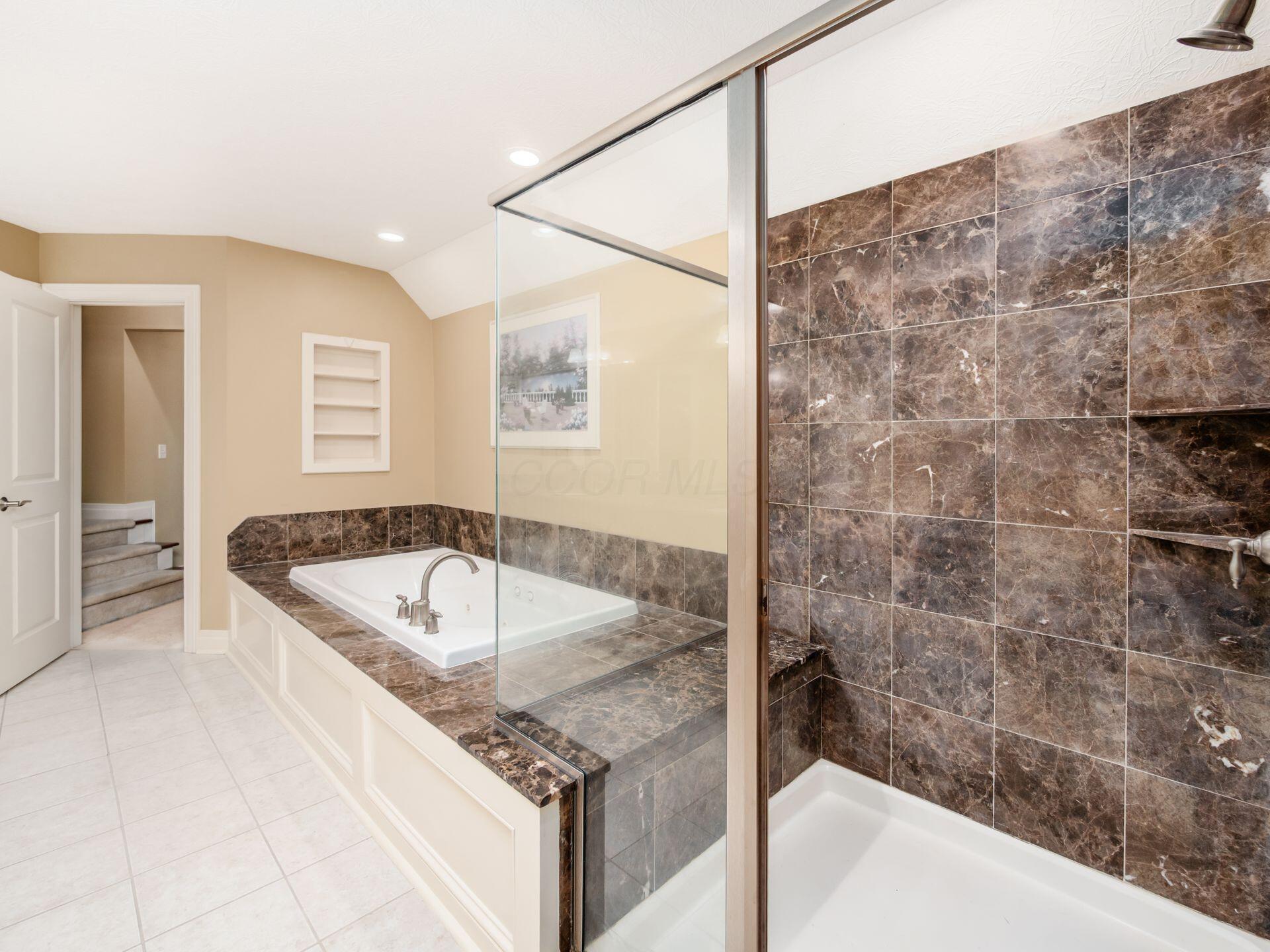 2540 Silverleaf Drive