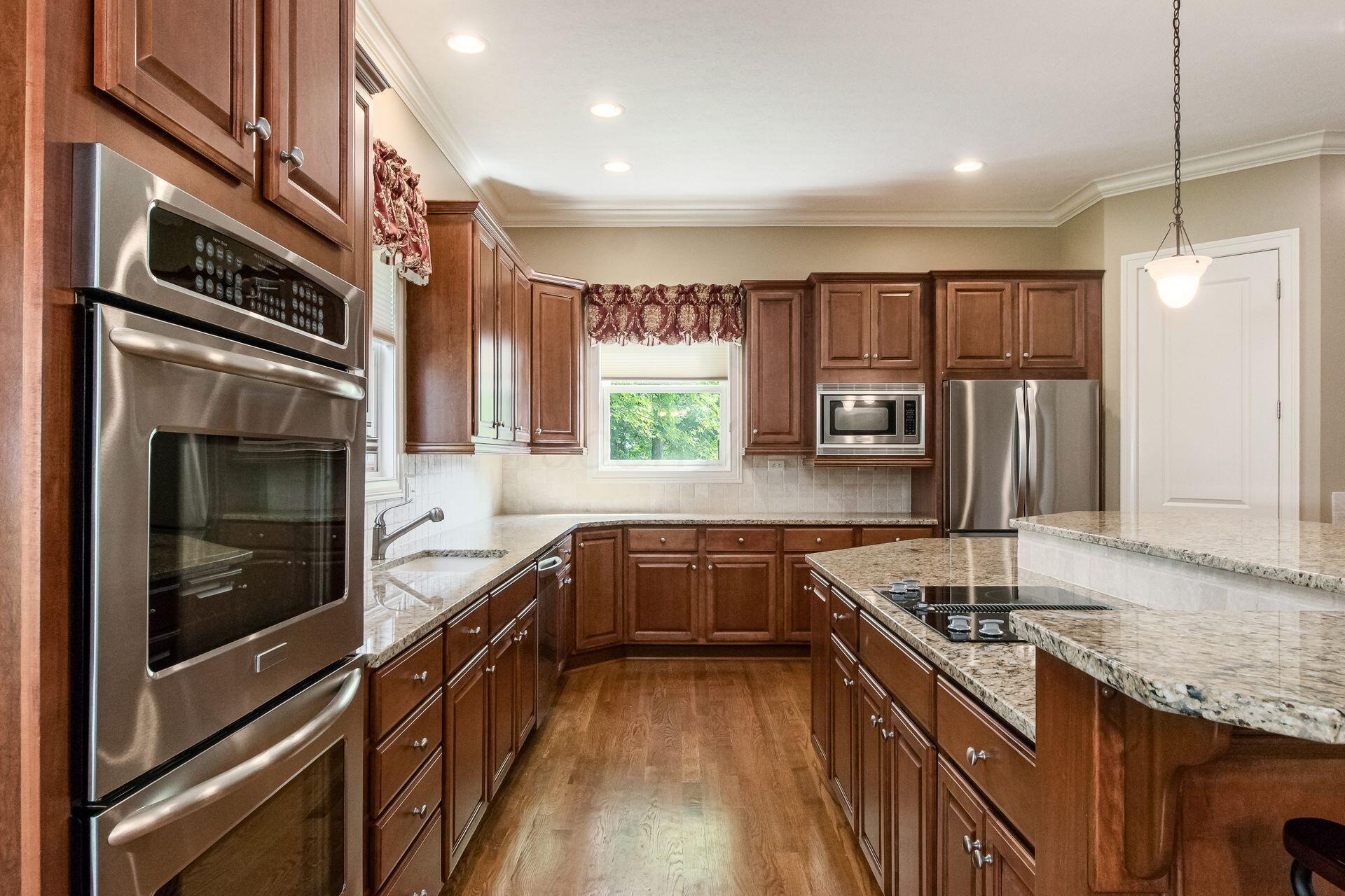 2540 Silverleaf Drive