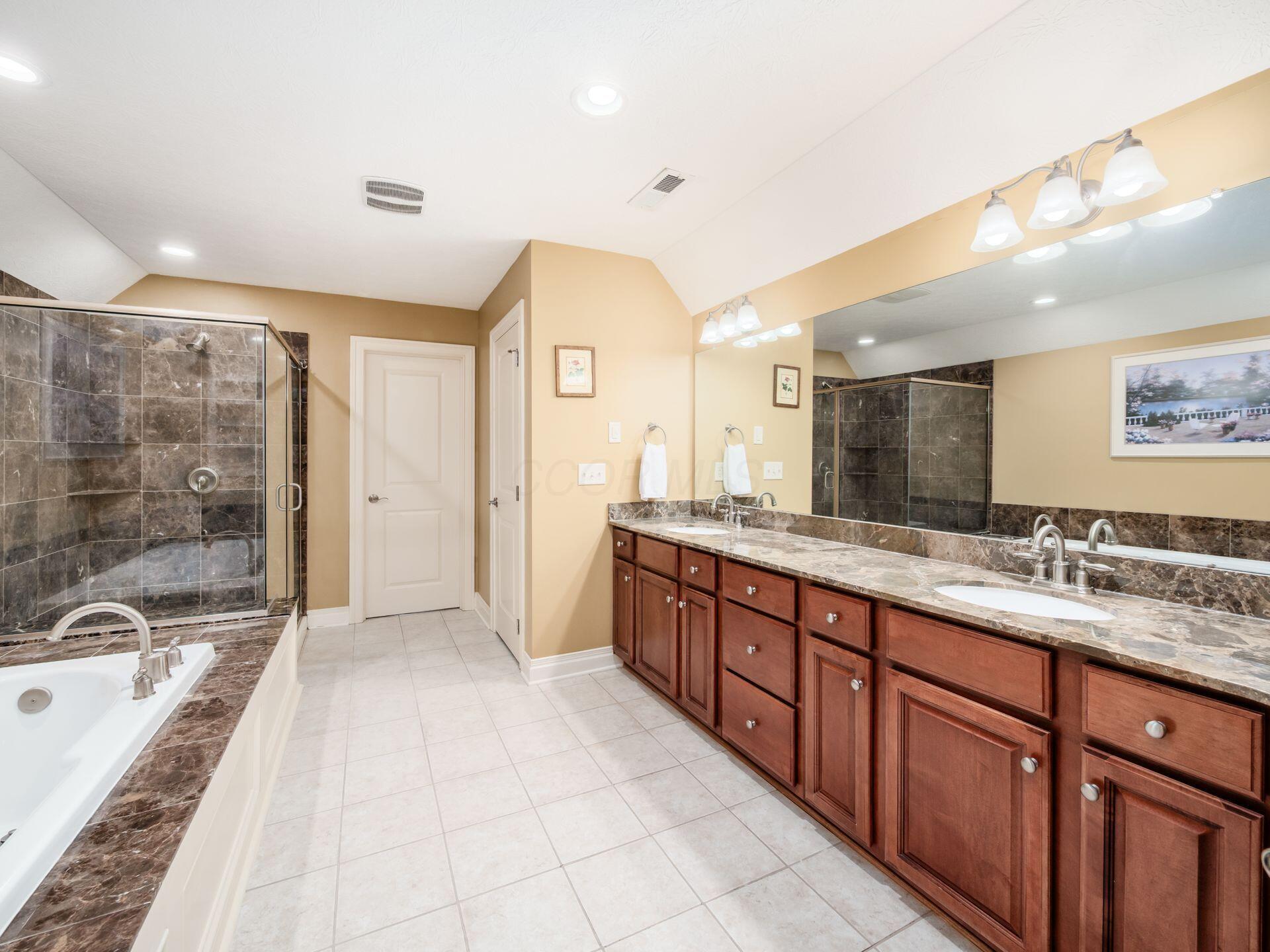 2540 Silverleaf Drive