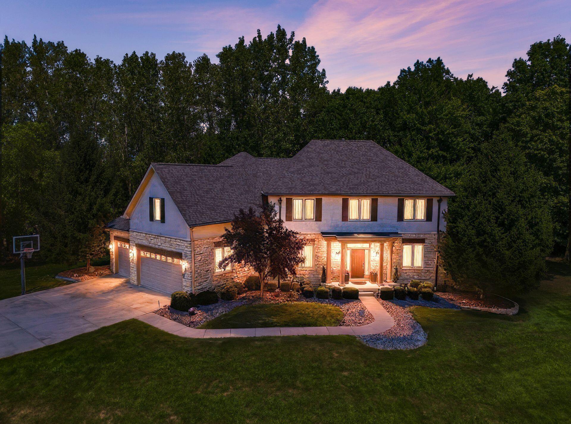 2540 Silverleaf Drive