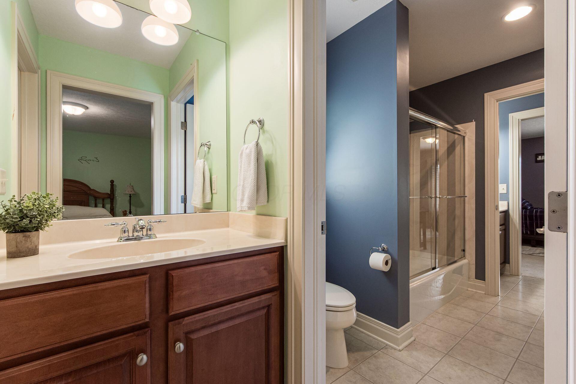 2540 Silverleaf Drive