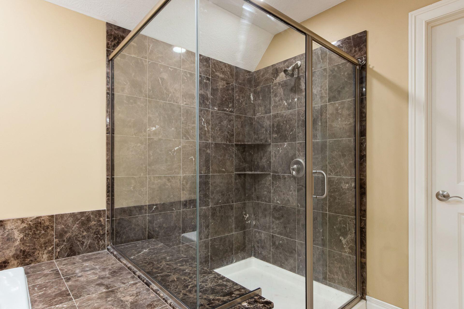 2540 Silverleaf Drive