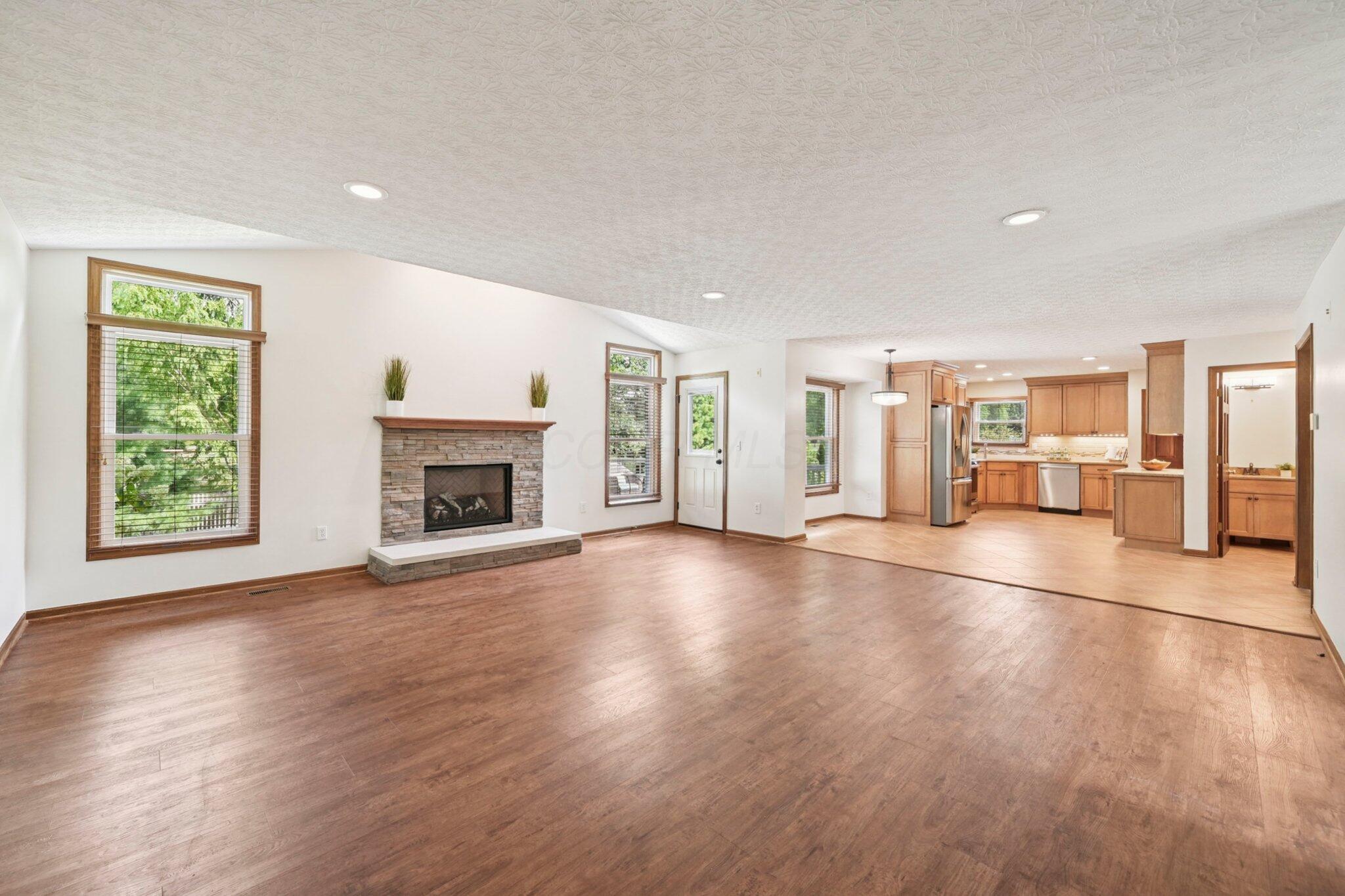 5983 Congressional Drive