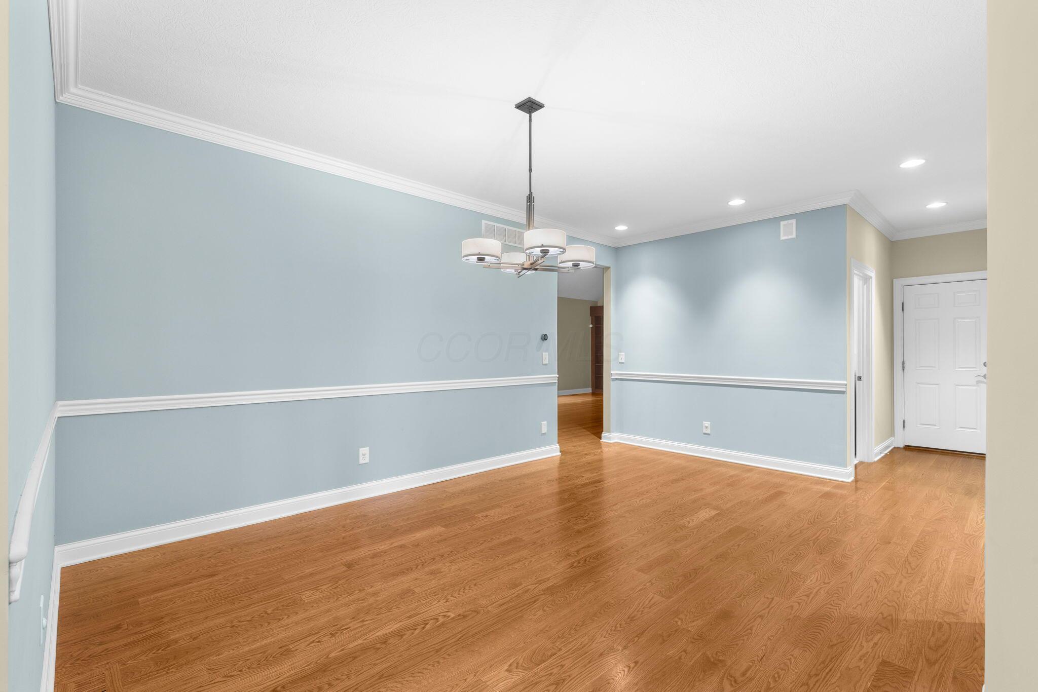 5605 Streamside Drive