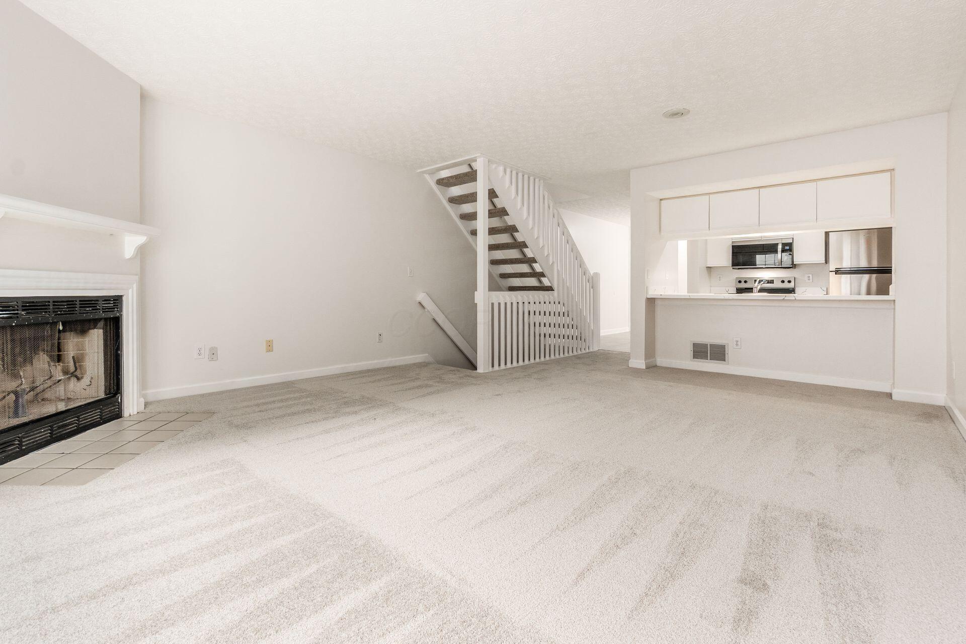 2491 Calais Way, Columbus