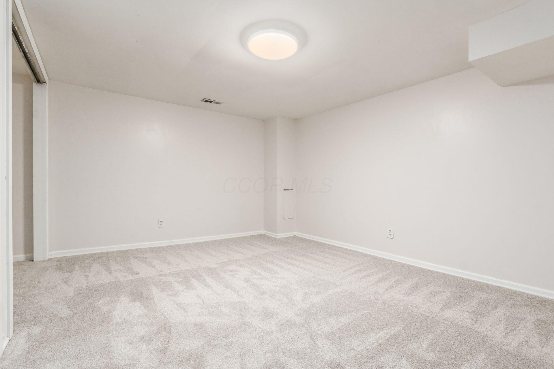 2491 Calais Way, Columbus