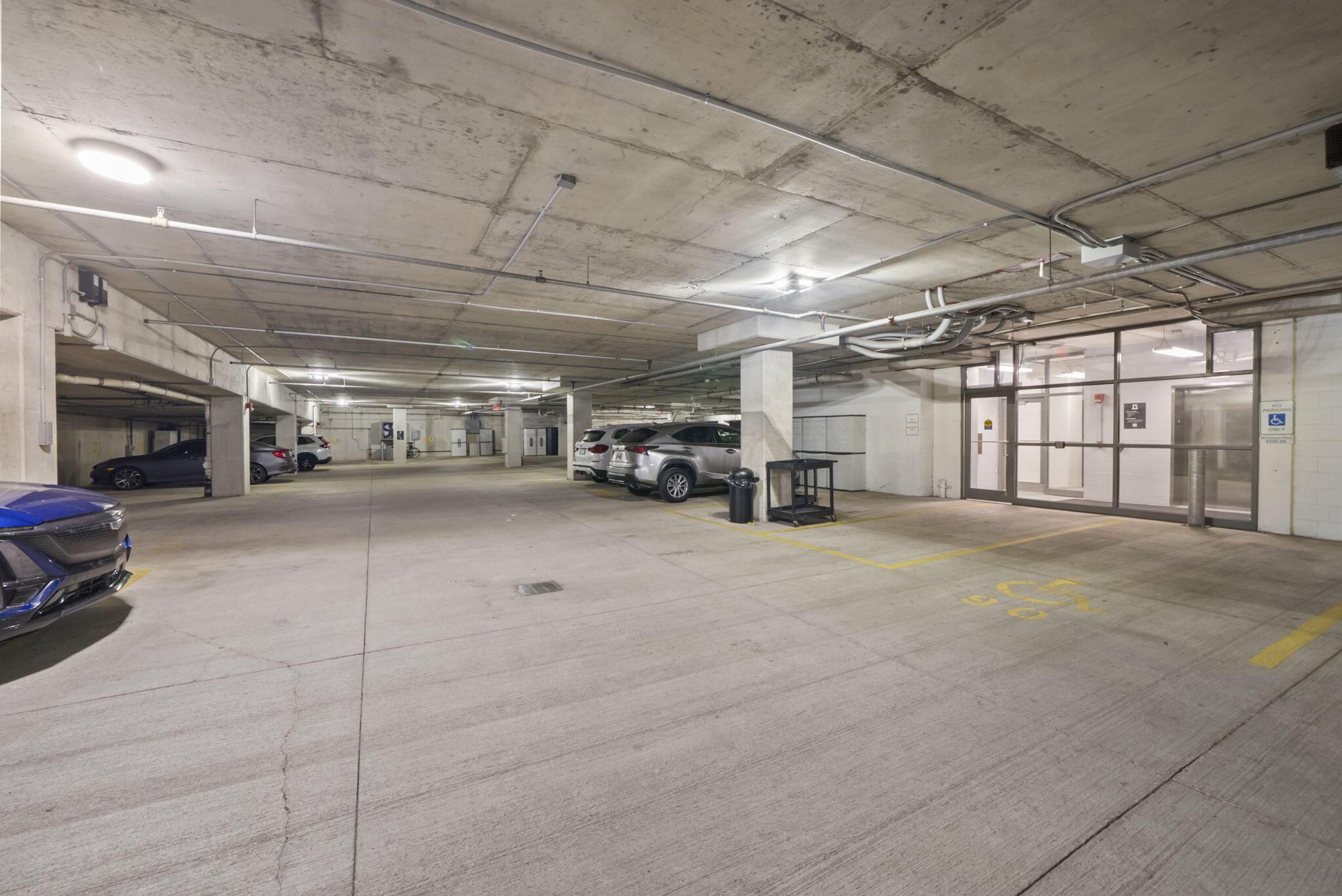 250 Daniel Burnham Square, 710