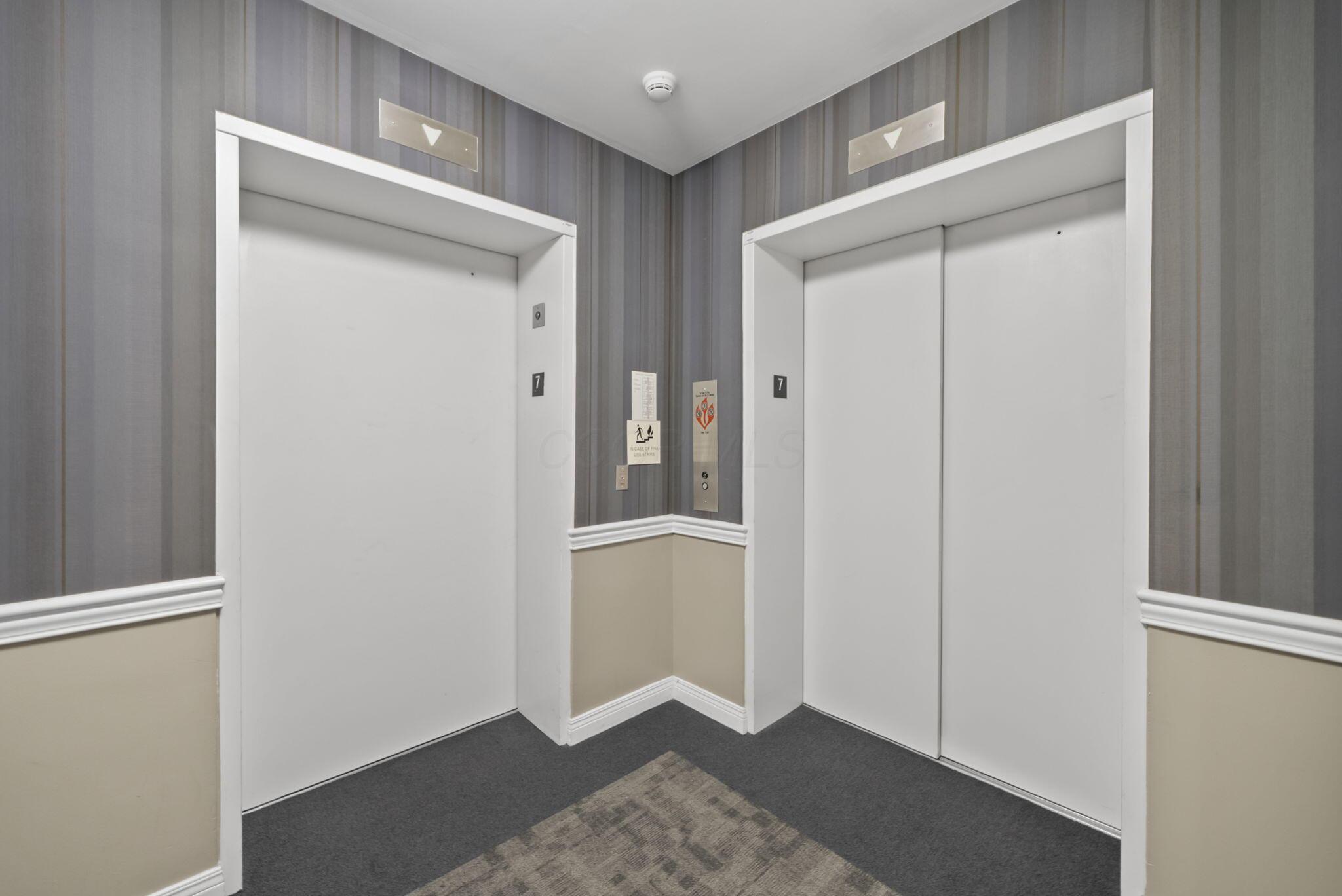 250 Daniel Burnham Square, 710