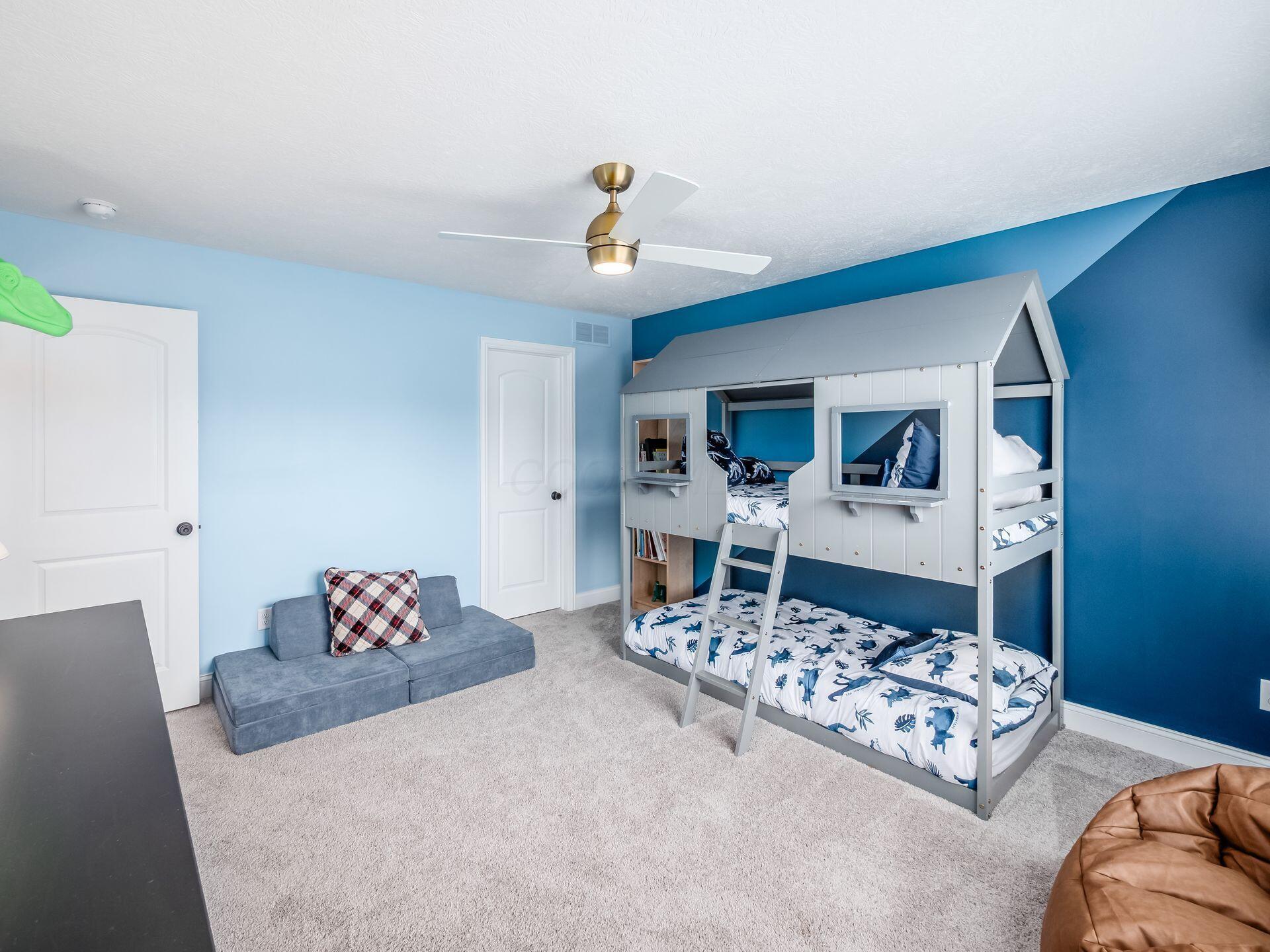 9364 Hildebrand Drive