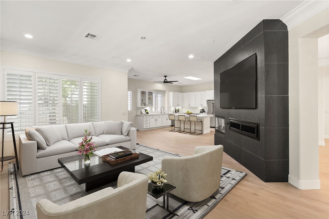 4194 Agosta Luna Place