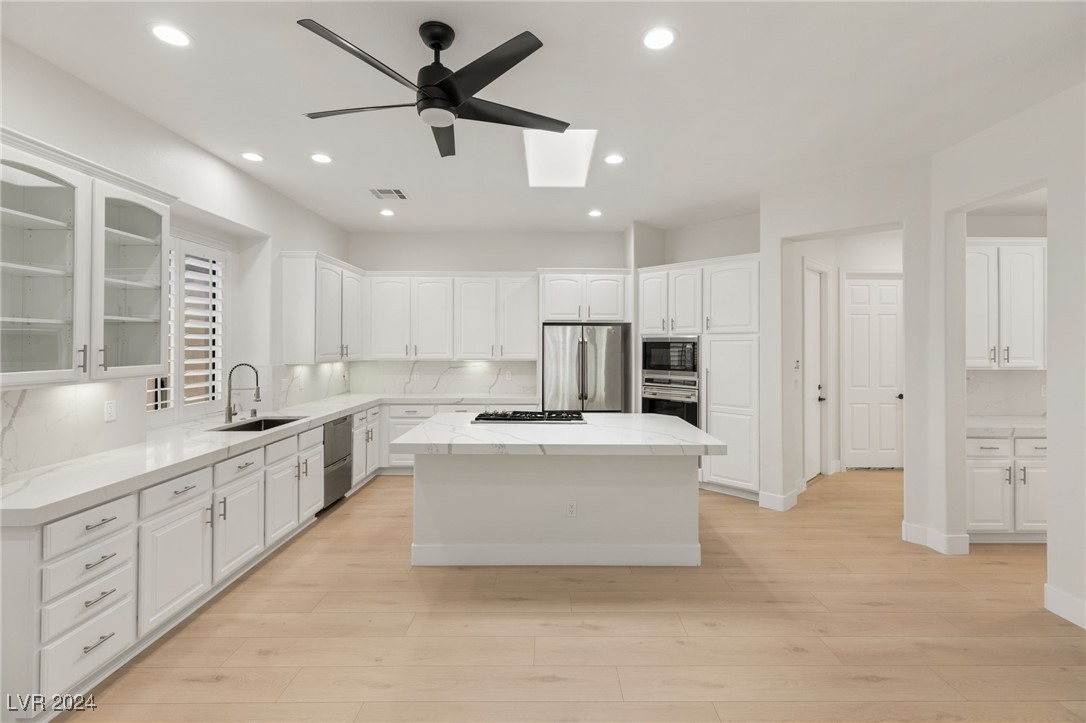 4194 Agosta Luna Place