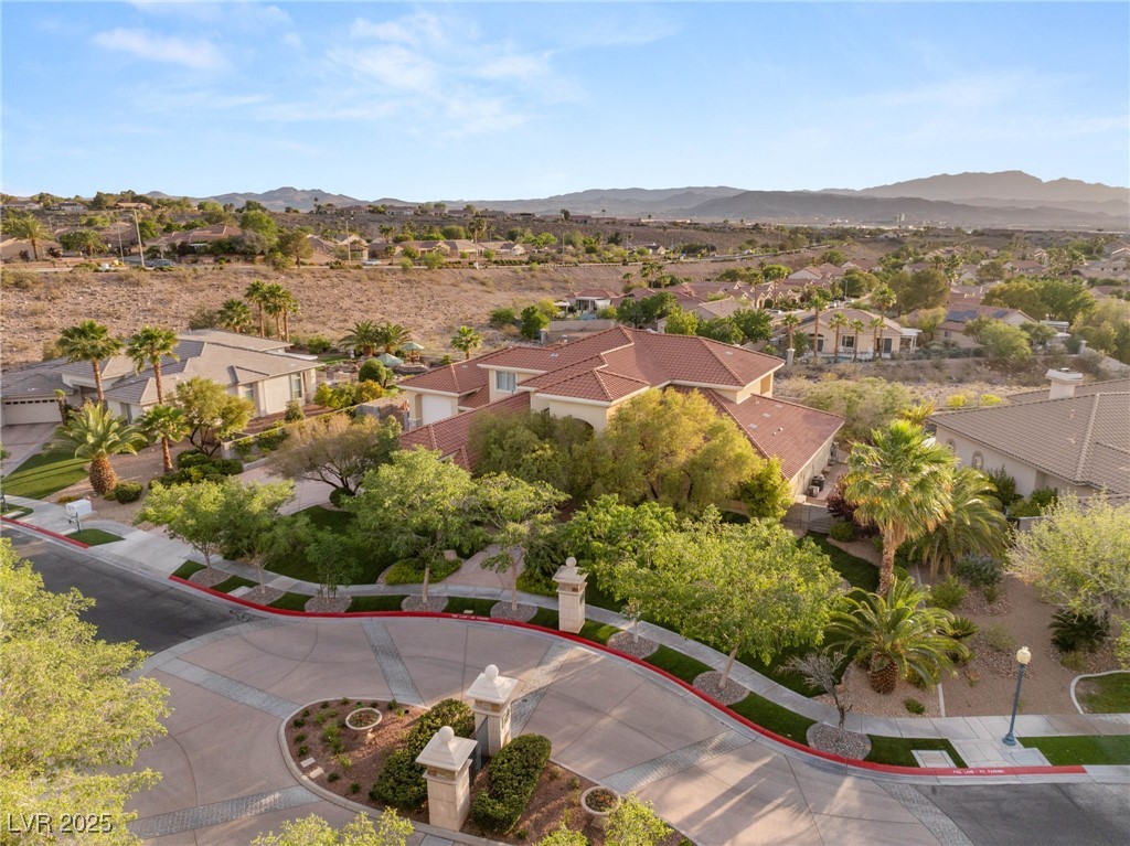 1383 Opal Valley Street