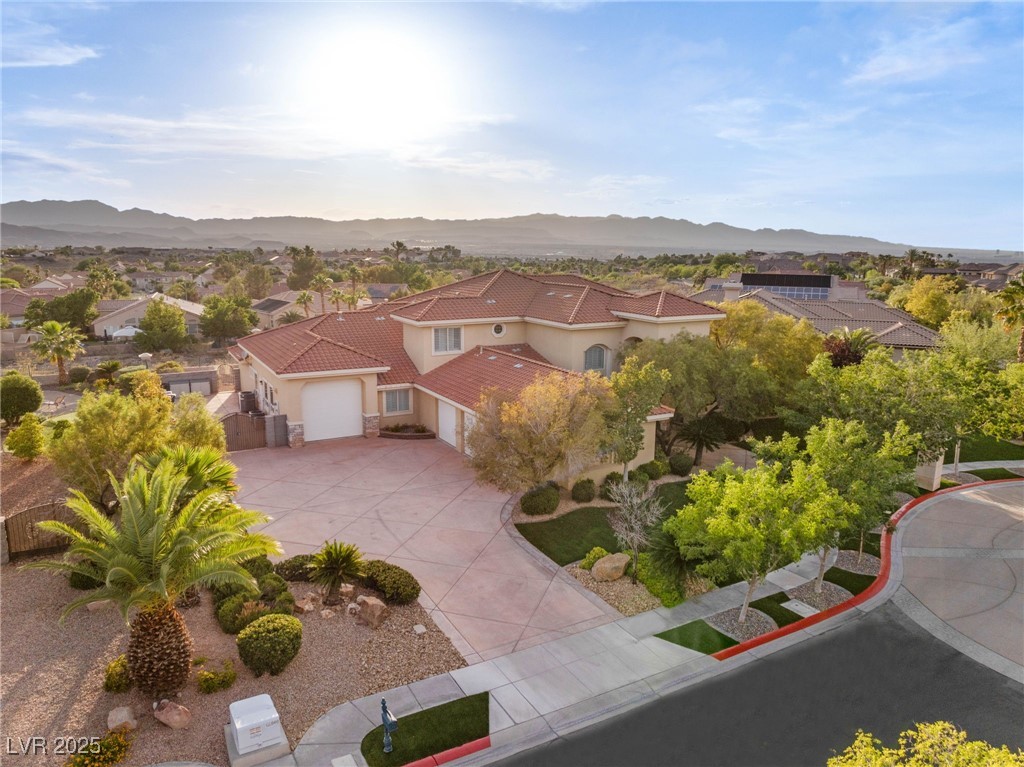 1383 Opal Valley Street