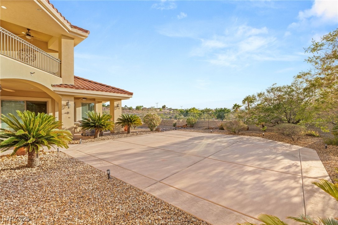 1383 Opal Valley Street