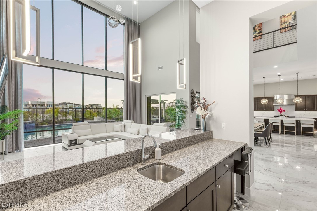 5201 Fading Sunset Drive