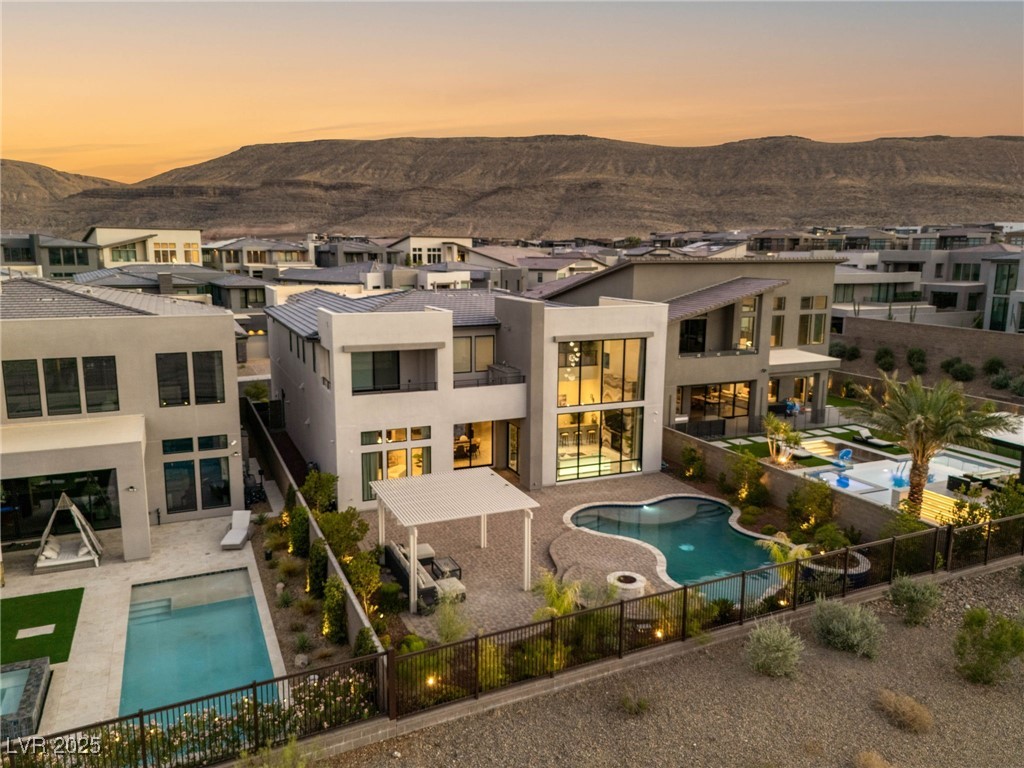 5201 Fading Sunset Drive