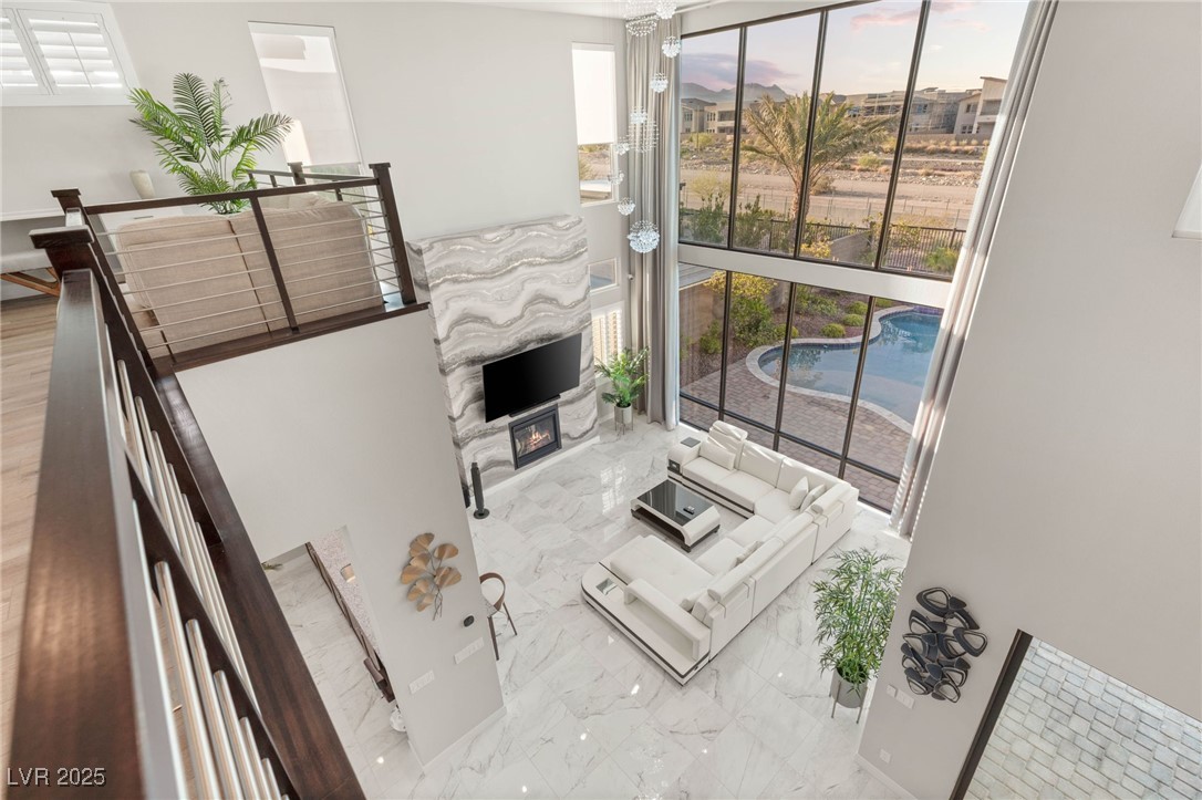 5201 Fading Sunset Drive