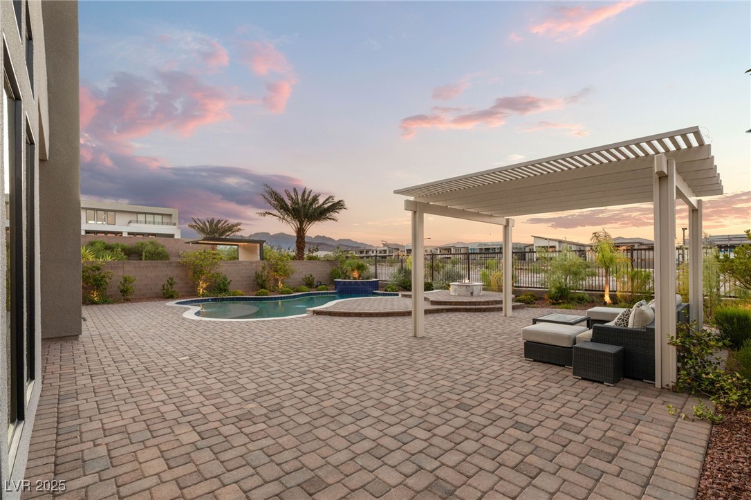 5201 Fading Sunset Drive