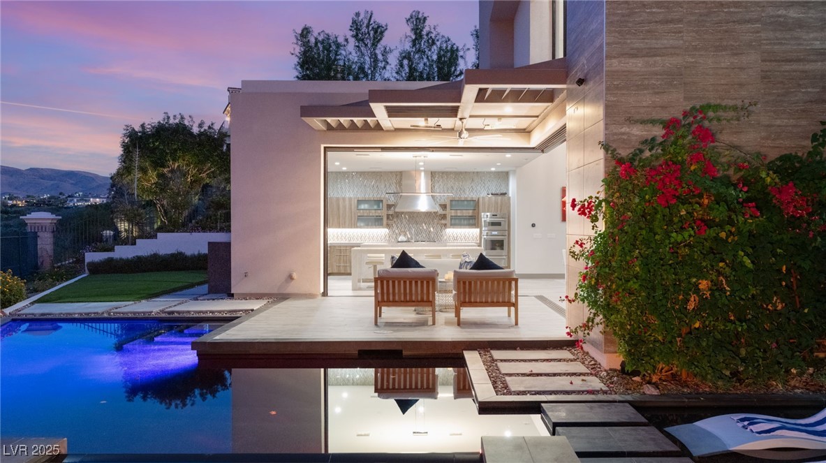 2878 Quartz Canyon Drive