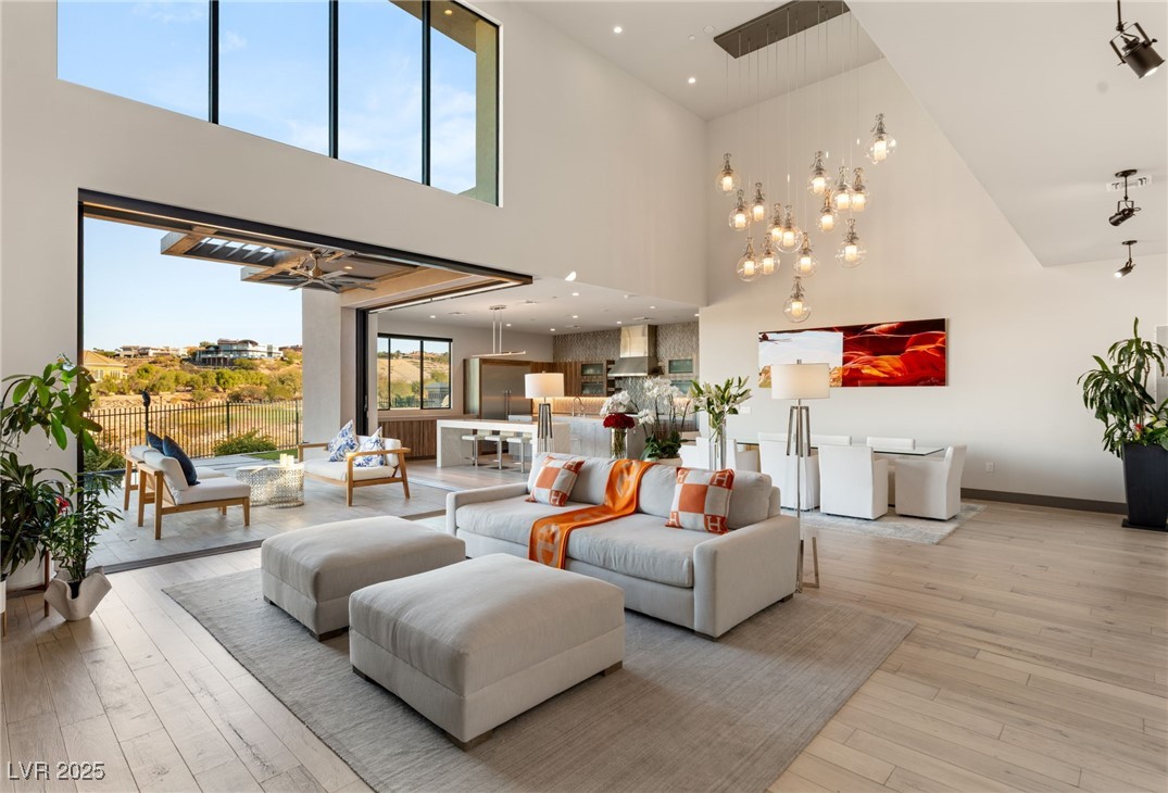 2878 Quartz Canyon Drive