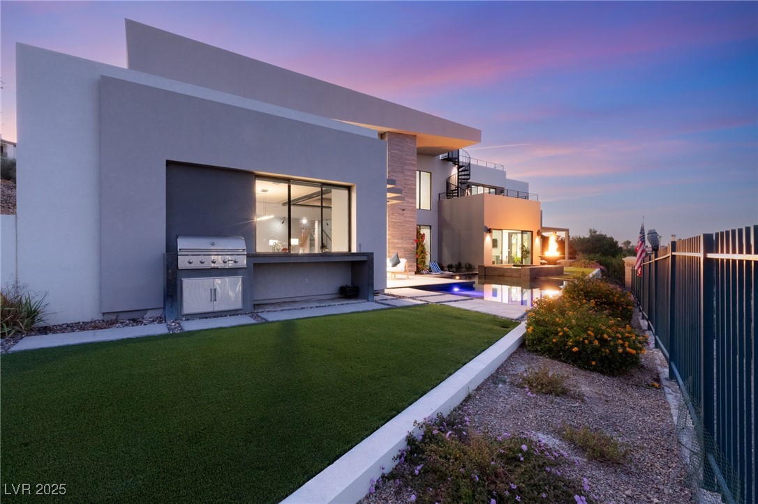 2878 Quartz Canyon Drive