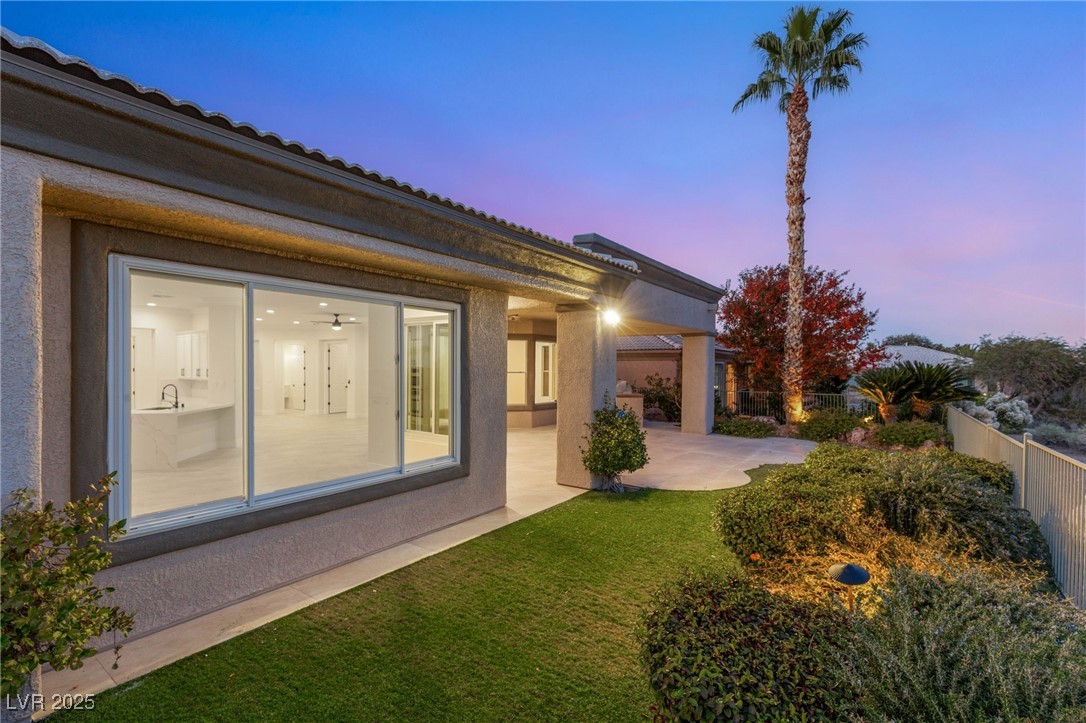 4754 Riva De Romanza Street