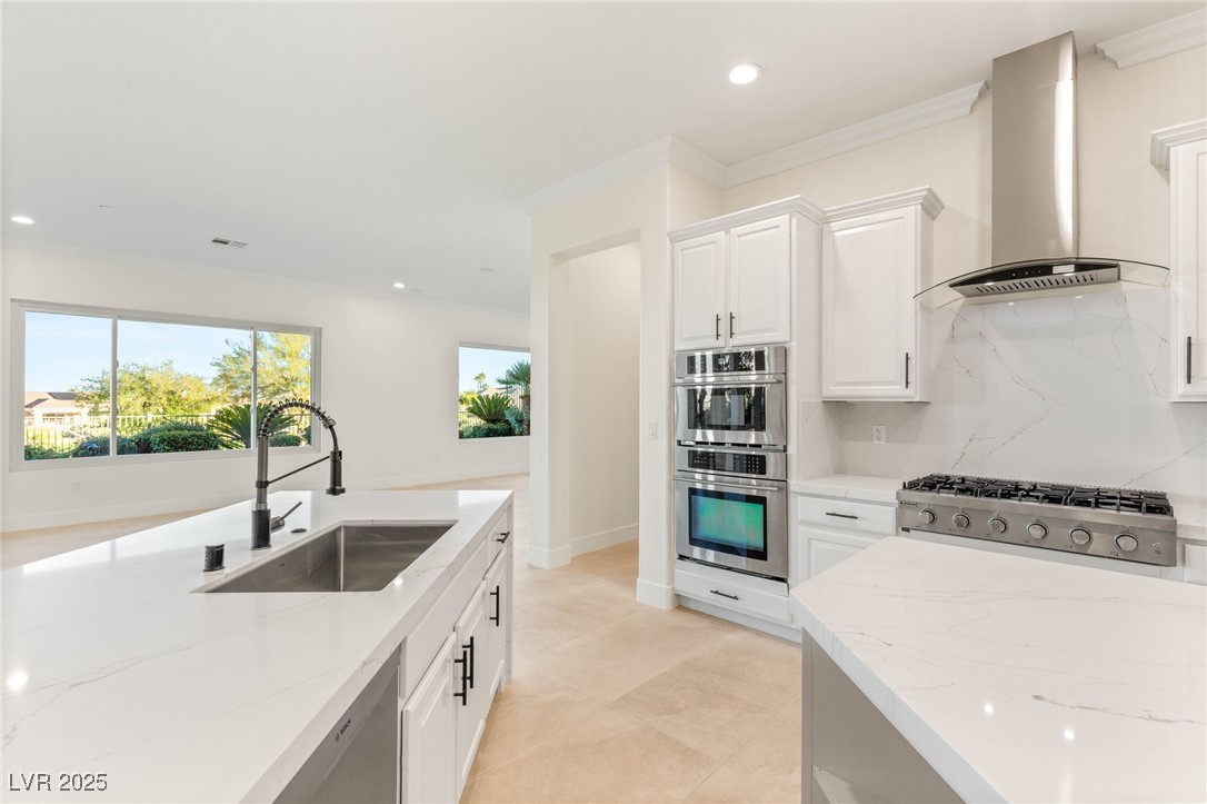 4754 Riva De Romanza Street