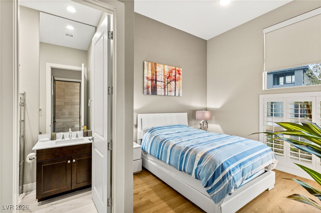 5201 Fading Sunset Drive