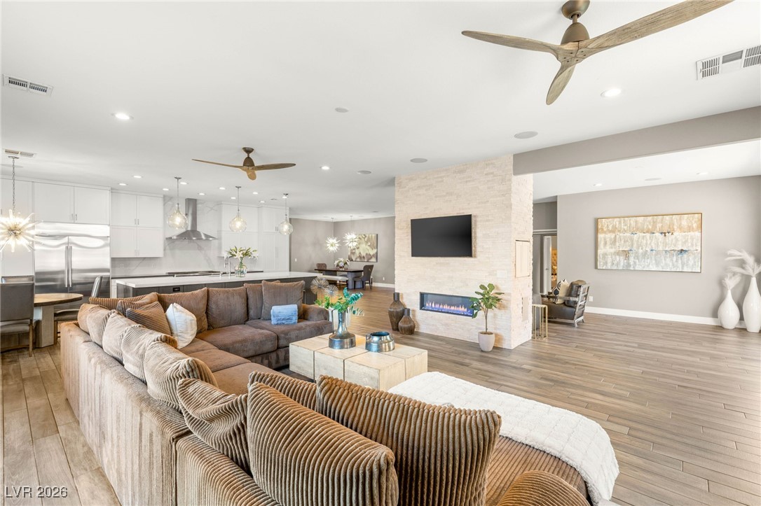 4663 Creeping Fig Court