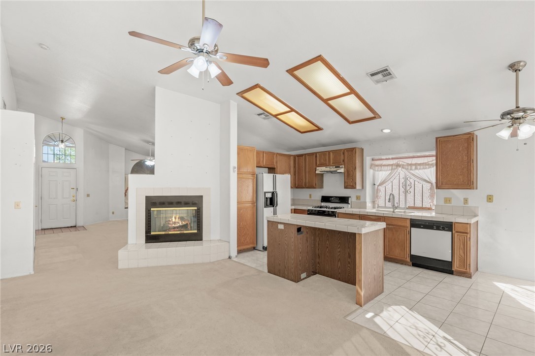 3954 Golden Elm Street