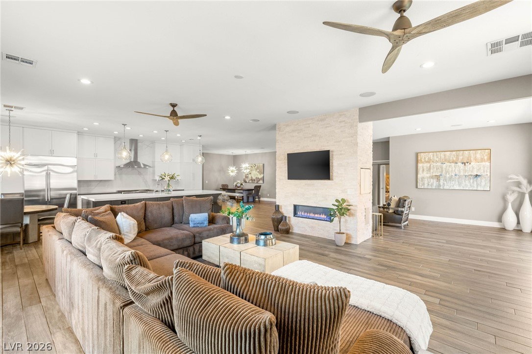 4663 Creeping Fig Court