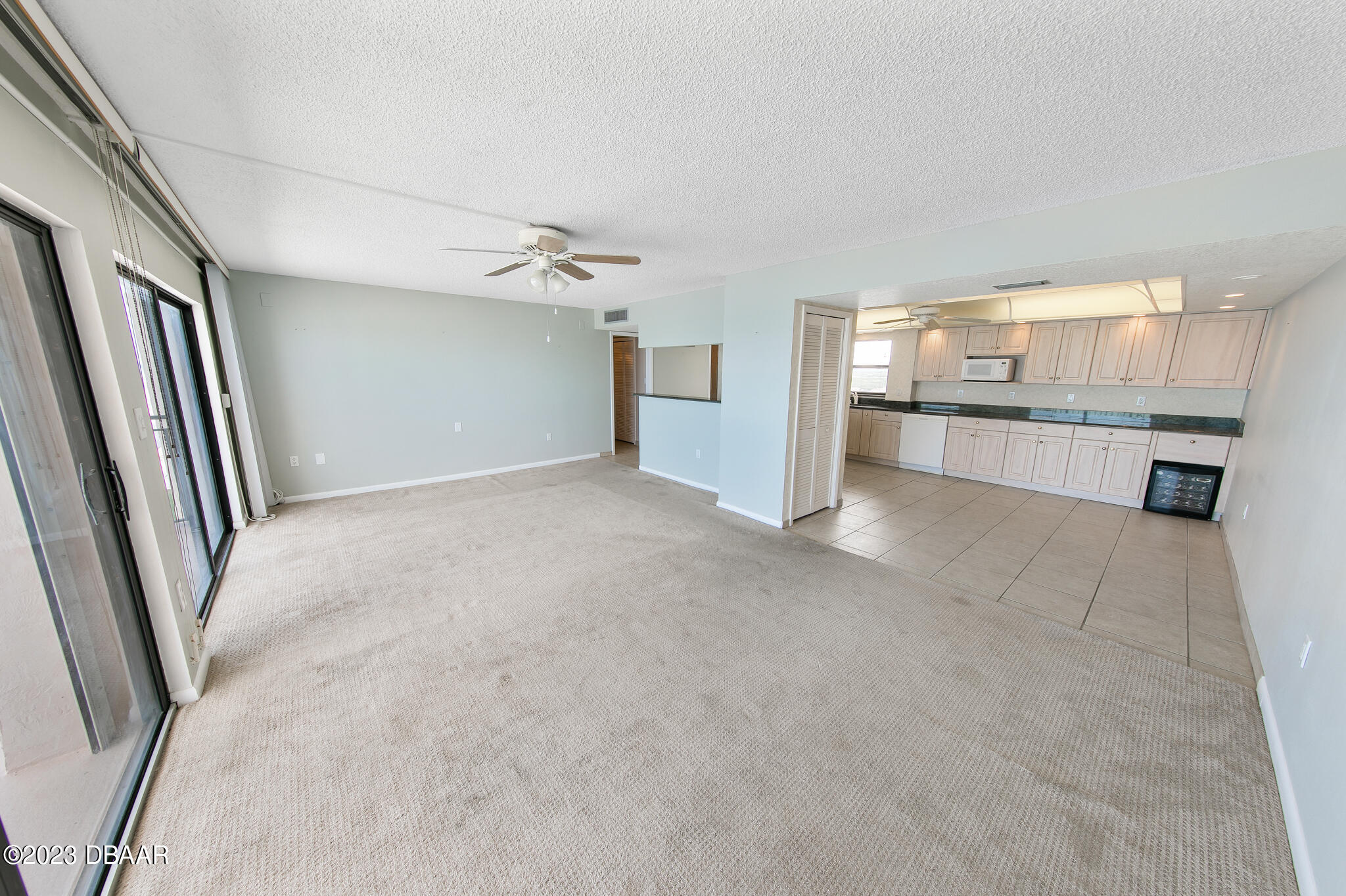 4435 S Atlantic Avenue, 712