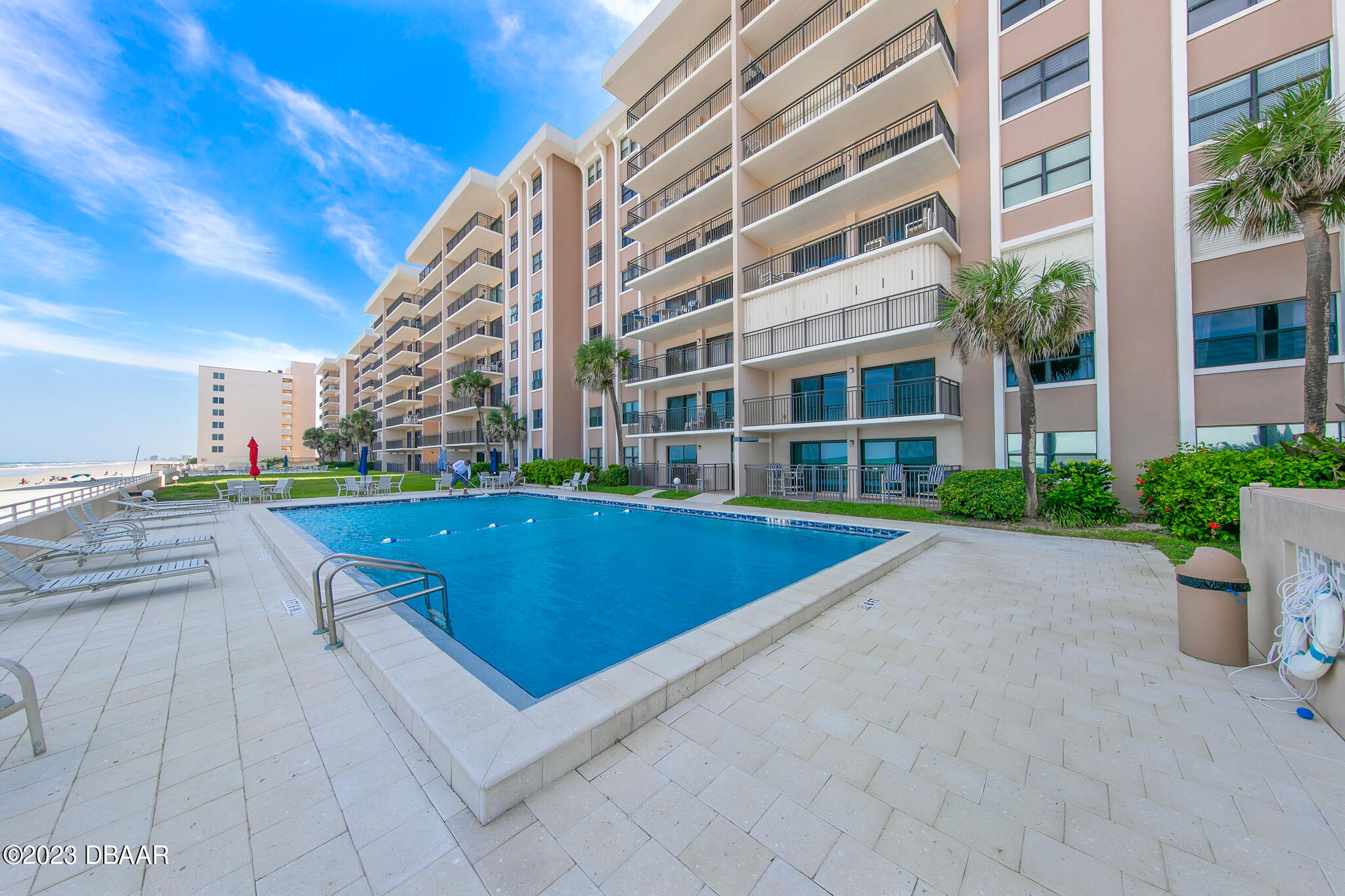 4435 S Atlantic Avenue, 712