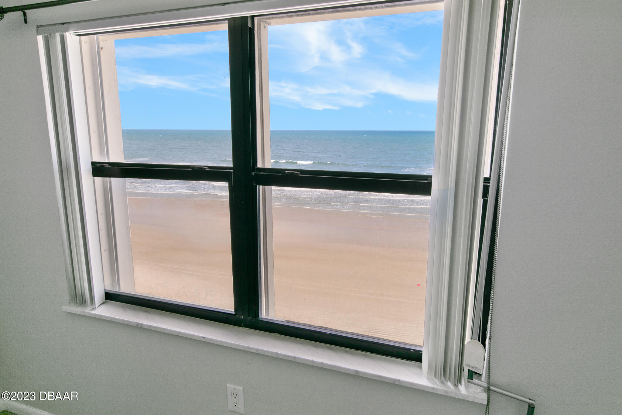 4435 S Atlantic Avenue, 712