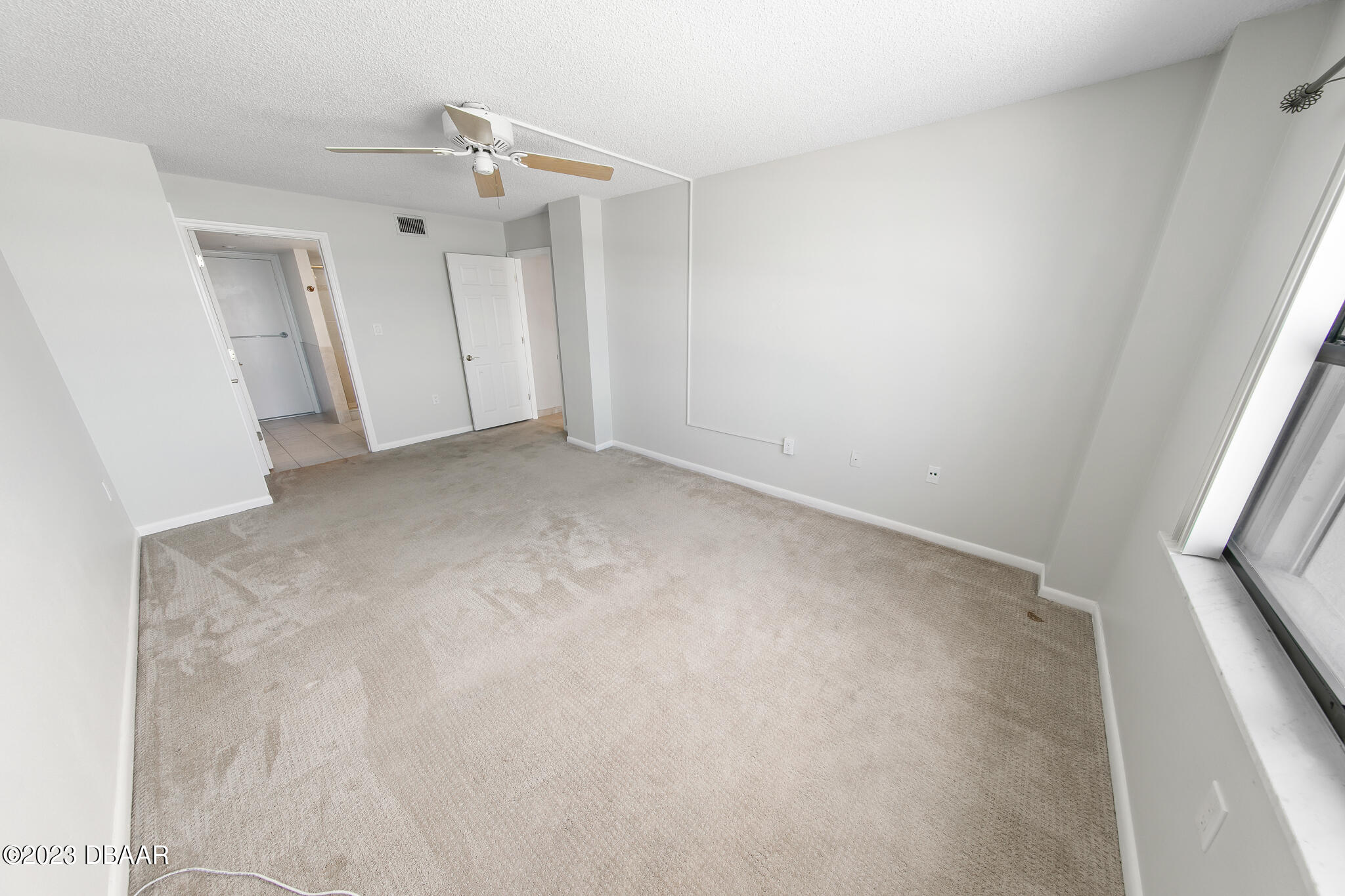 4435 S Atlantic Avenue, 712