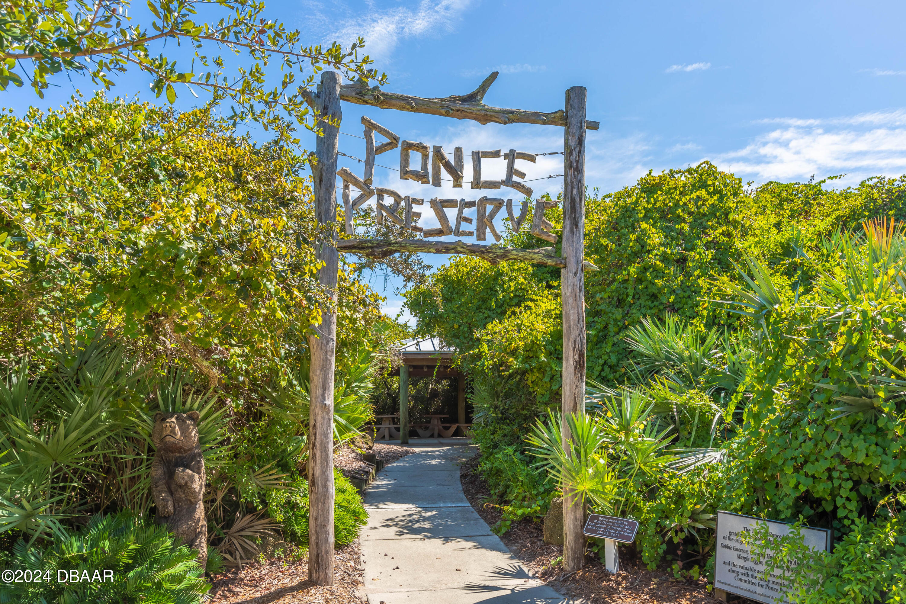 4767 S Atlantic Avenue, 703