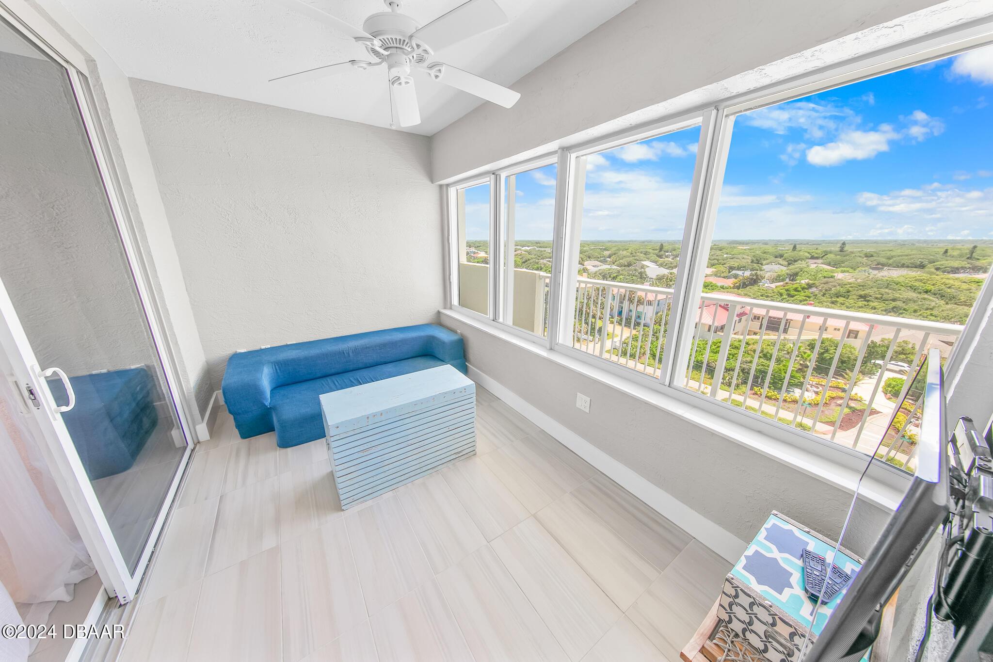 4767 S Atlantic Avenue, 703