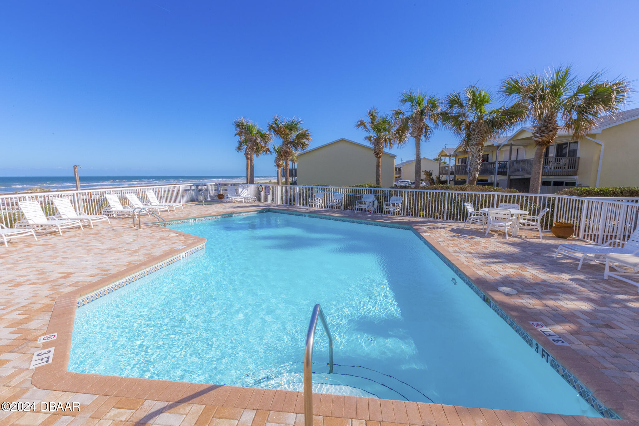 4767 S Atlantic Avenue, 703