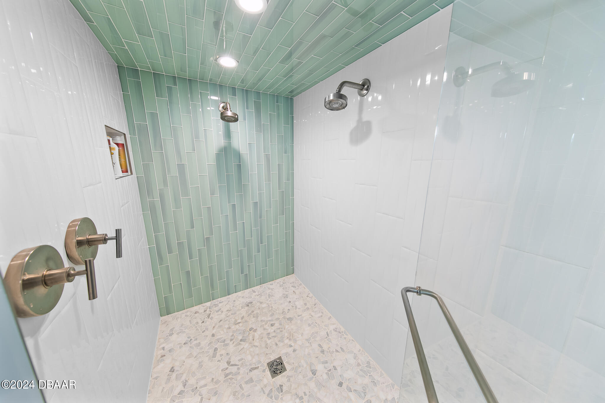 4767 S Atlantic Avenue, 703
