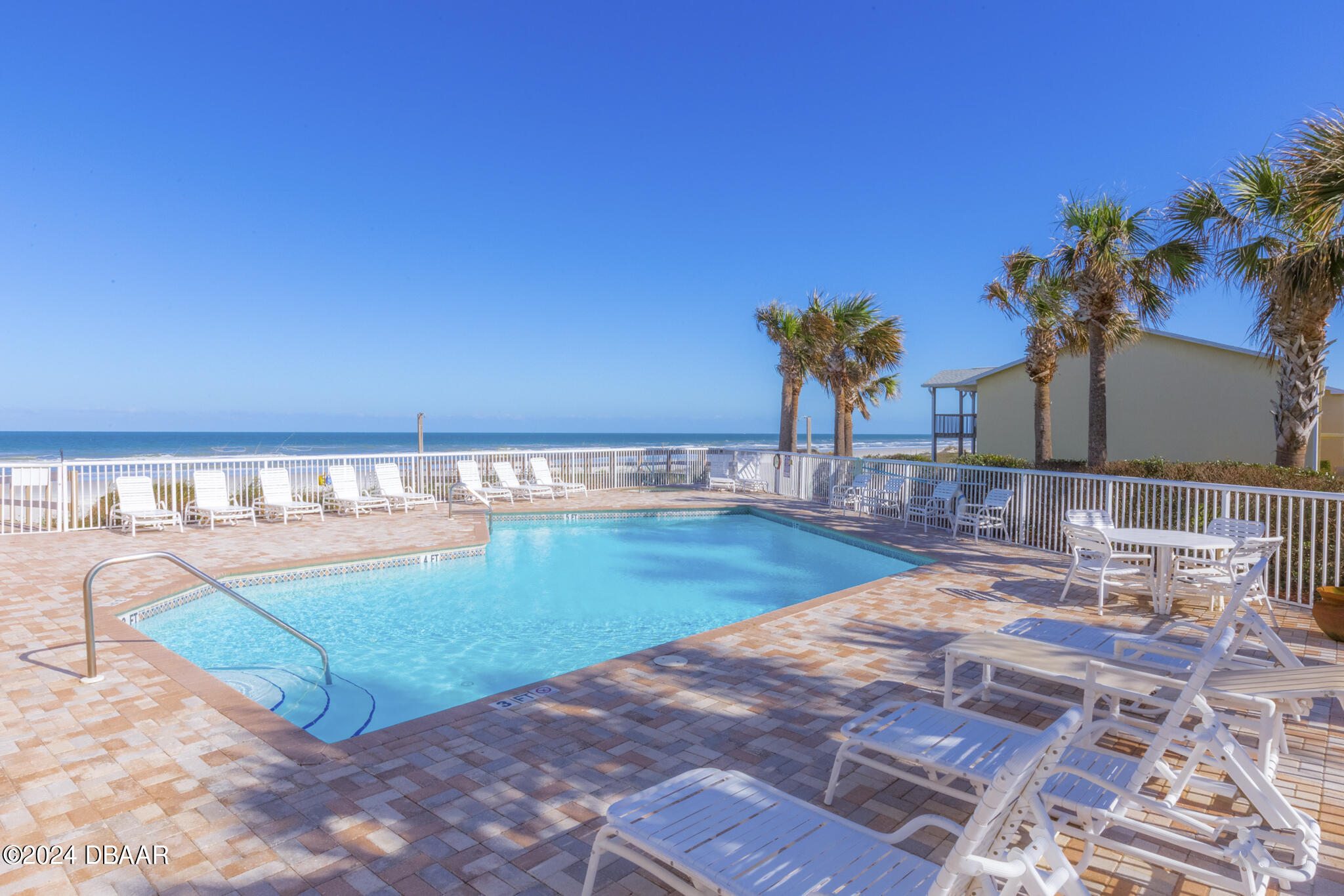 4767 S Atlantic Avenue, 703